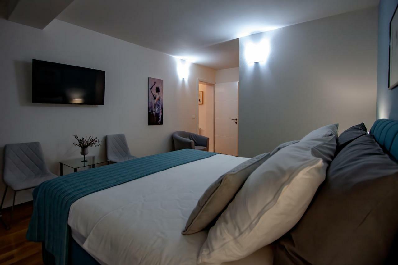 Apartman Nebo Пула Екстериор снимка